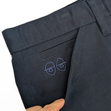KROOKED ショート パンツ ショーツ クルキッド　KROOKED SKATEBOARDS EYES TWILL SHORT PANTS （NAVY）