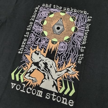 “1SET限り” VOLCOM SPECIAL SET　ボルコム フーディー＆Tシャツ＆ビーニー 【3点セットで￥8800】