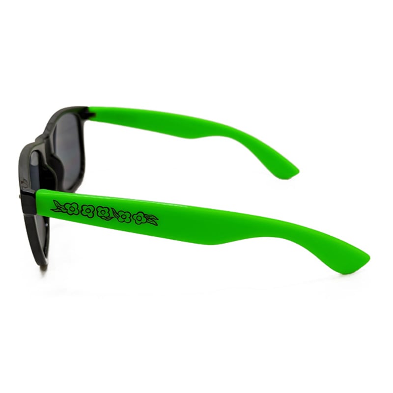 OWN #04 ブラック/グリーン サングラス OWN #04 ブラック/グリーン サングラス