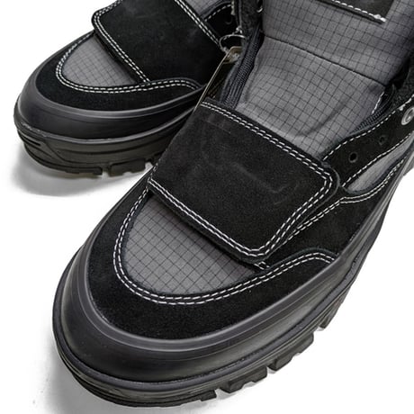 バンズ ゴアテックス　VANS Mte  Mid GORE-TEX Insulated Shoe（Black/Black）VN000DAYBKA メンズ