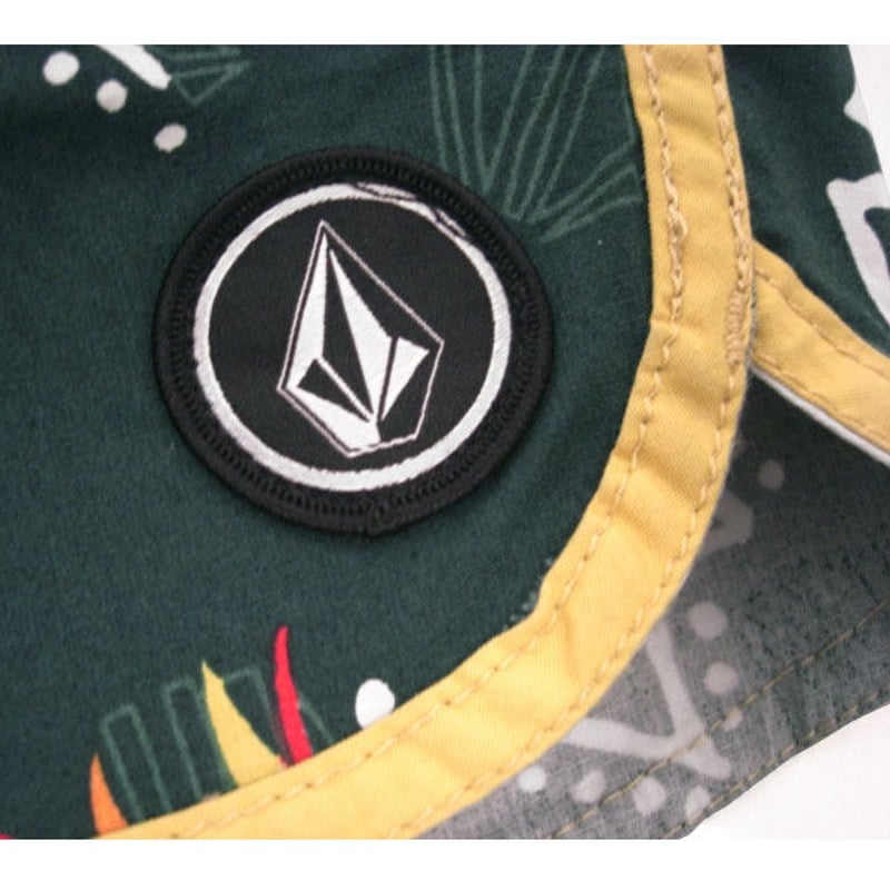 SALE 半額 VOLCOM ボルコム サーフパンツ メンズ 緑 鳥 VOLCOM