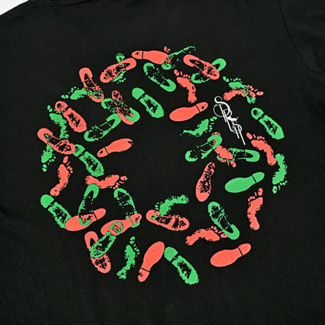 STRUSH WHEELS Tシャツ 半袖 ストラッシュ　Footprints S/S Tee Shirts  Art by NOVOL (Black)