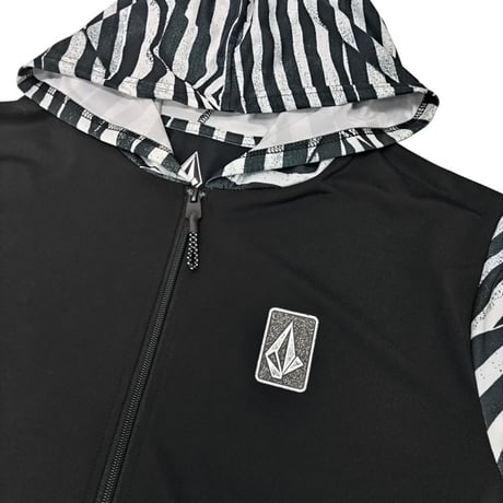 VOLCOM ボルコム ラッシュガード　RAMP STONE HOOD LONG SLEEVE （BLACK）