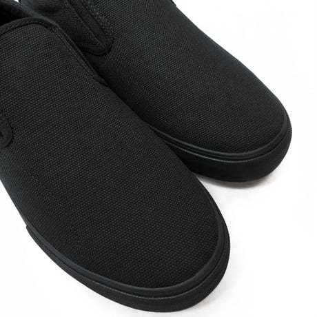 SALE POSSESSED SHOE.CO スリッポン スケシュー ポゼスト メンズ　"SKATE GANG 黑" ISLAND UPSETTERS (BLACK)