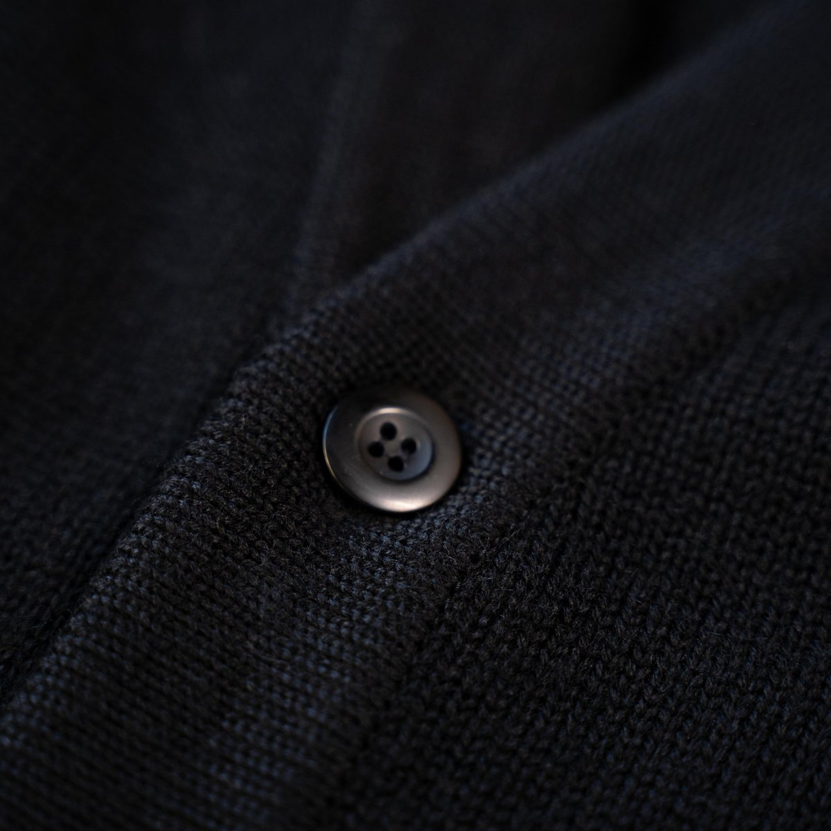 A-22LETTERED CAARDIGAN | NATIVE JAPANESE WEB STORE