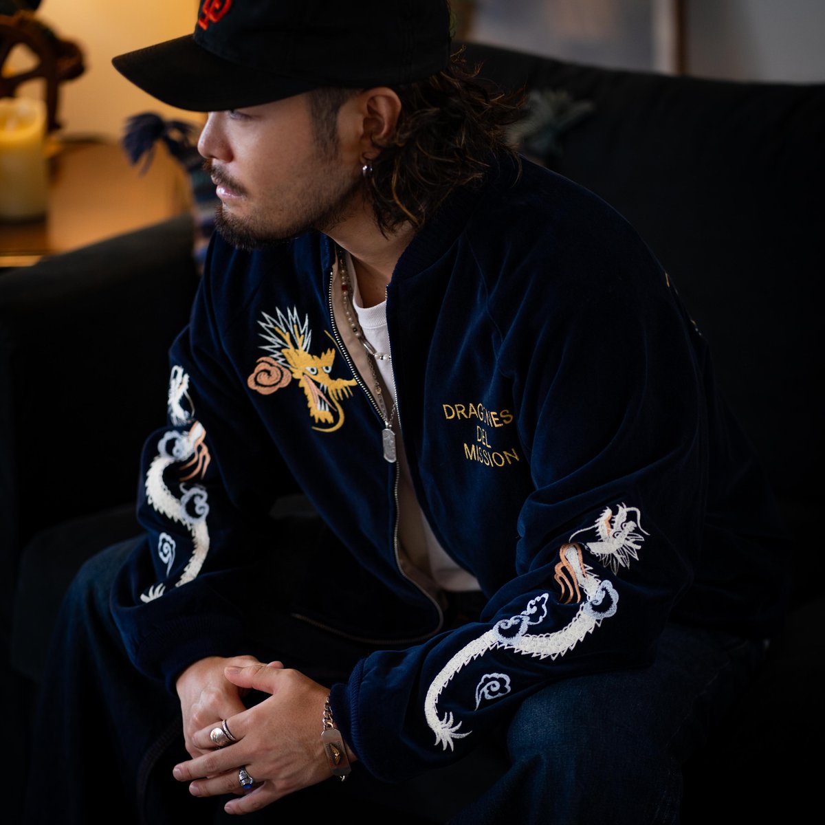Navy】DRAGONES DEL MISSION Velveteen Jacket | N
