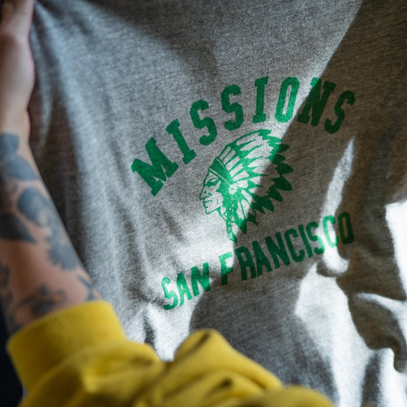 MISSION DISTRICT フットボールT MISSIONS FOOTBALL SF TEE (Green)【A.G.SPALDING &
