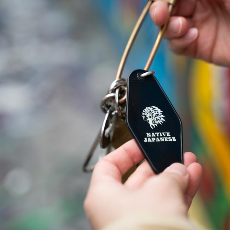 MISSION DISTRICT MOTEL KEY TAG(Black) | NATIVE