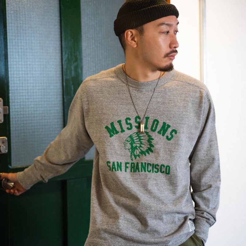 MISSION DISTRICT フットボールT MISSIONS FOOTBALL SF TEE (Green)【A.G.SPALDING &