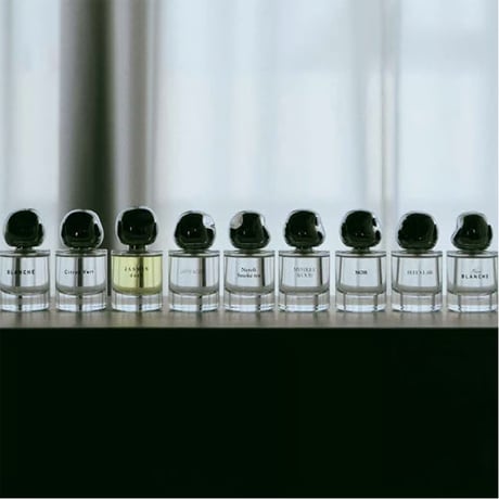 ロアオードパルファム LOA EAU DE PARFUM ペアーブランシュ（LOA THE OIL/香水30ml）