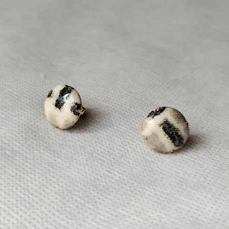 ピアス・イヤリング 01