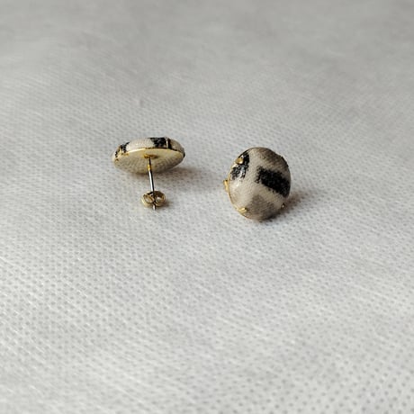 ピアス・イヤリング 01