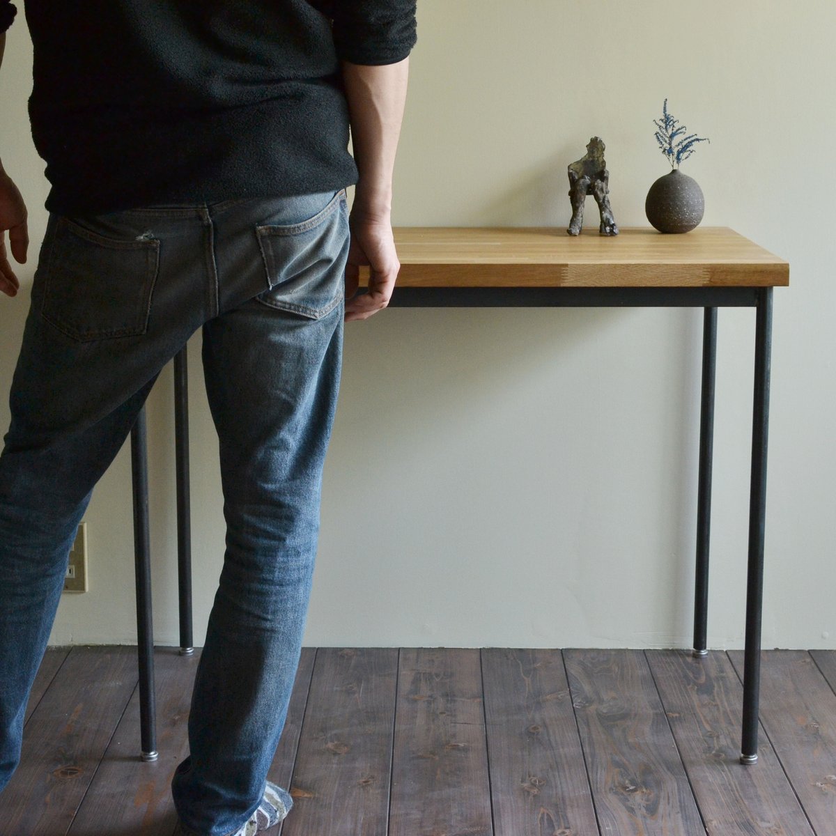 天然素材！ アイアン ラウンドバーテーブル 【タモ材】 | mogana