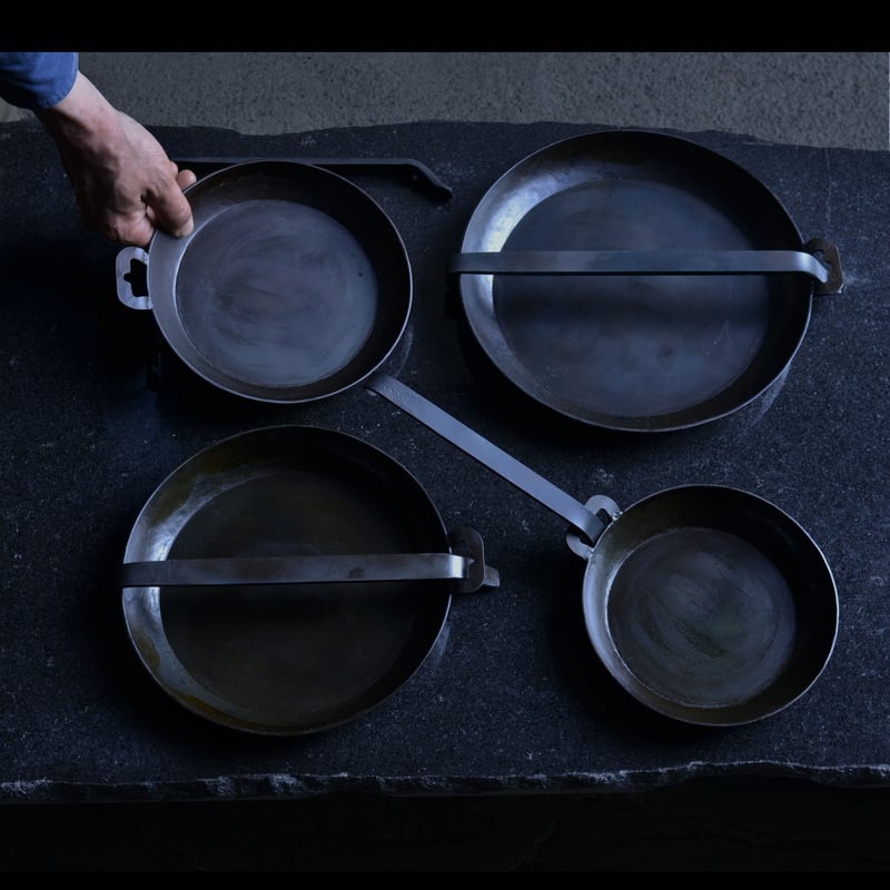 取手が取れる！アイアンフライパン【直径22㎝】 | mogana laboratory