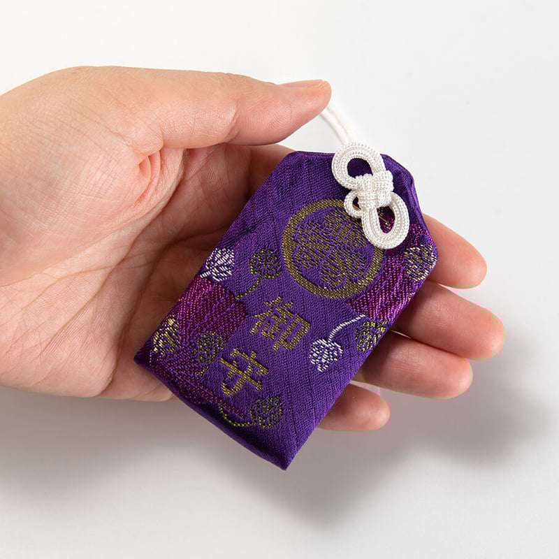 赤影　御守り Amazon.co.jp: 赤のチカラ【厄除お守・赤】 千葉厄除け不動尊で