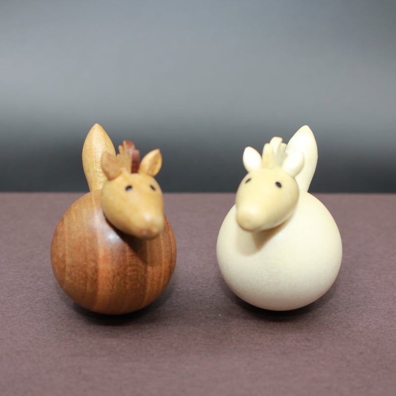 新品　チェブラーシカ　起き上がりこぼし　ホワイト Amazon.co.jp: 木製の十二支（干支） の 2025 へび（蛇）の