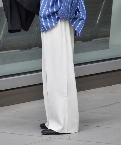 タックワイドパンツ【WHITE】
