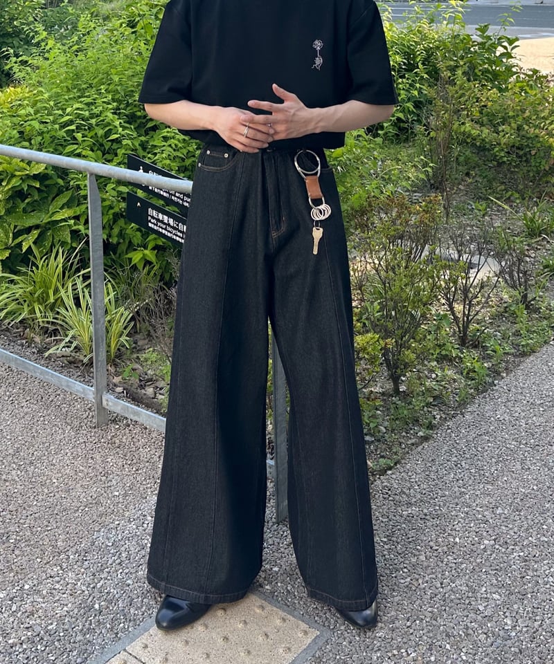 ブラック　フレアデニム fit=scale-down,w=1200