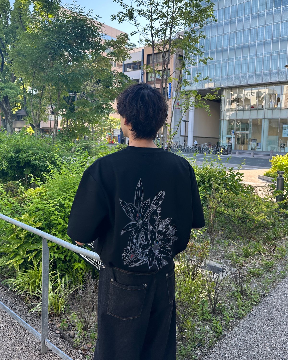 花柄プリントTシャツ【BLACK】＊2025 5月 再販 | Mr.Creape