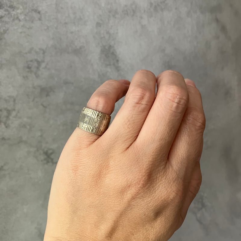 22Kヴィンテージゴールドリング　22金　916刻印　彫金指輪　ピンキーリング 22Kヴィンテージゴールドリング 22金 916刻印 彫金指輪 ピンキー