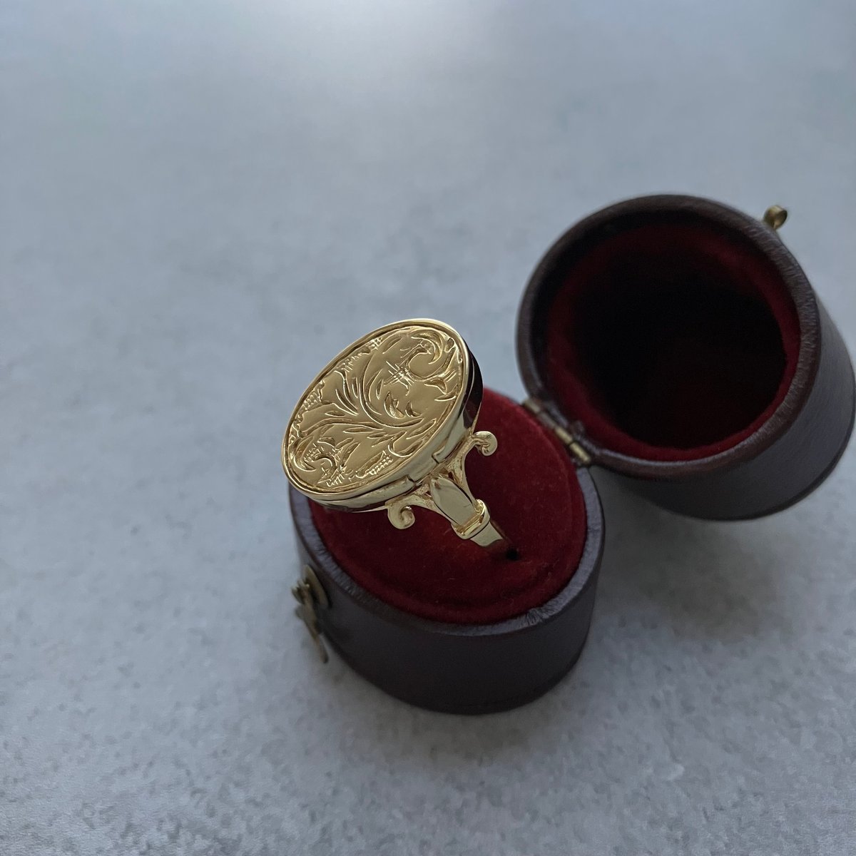 ヴィンテージ 「秘密を隠す」ポイズンリング | 134 oldbeauty