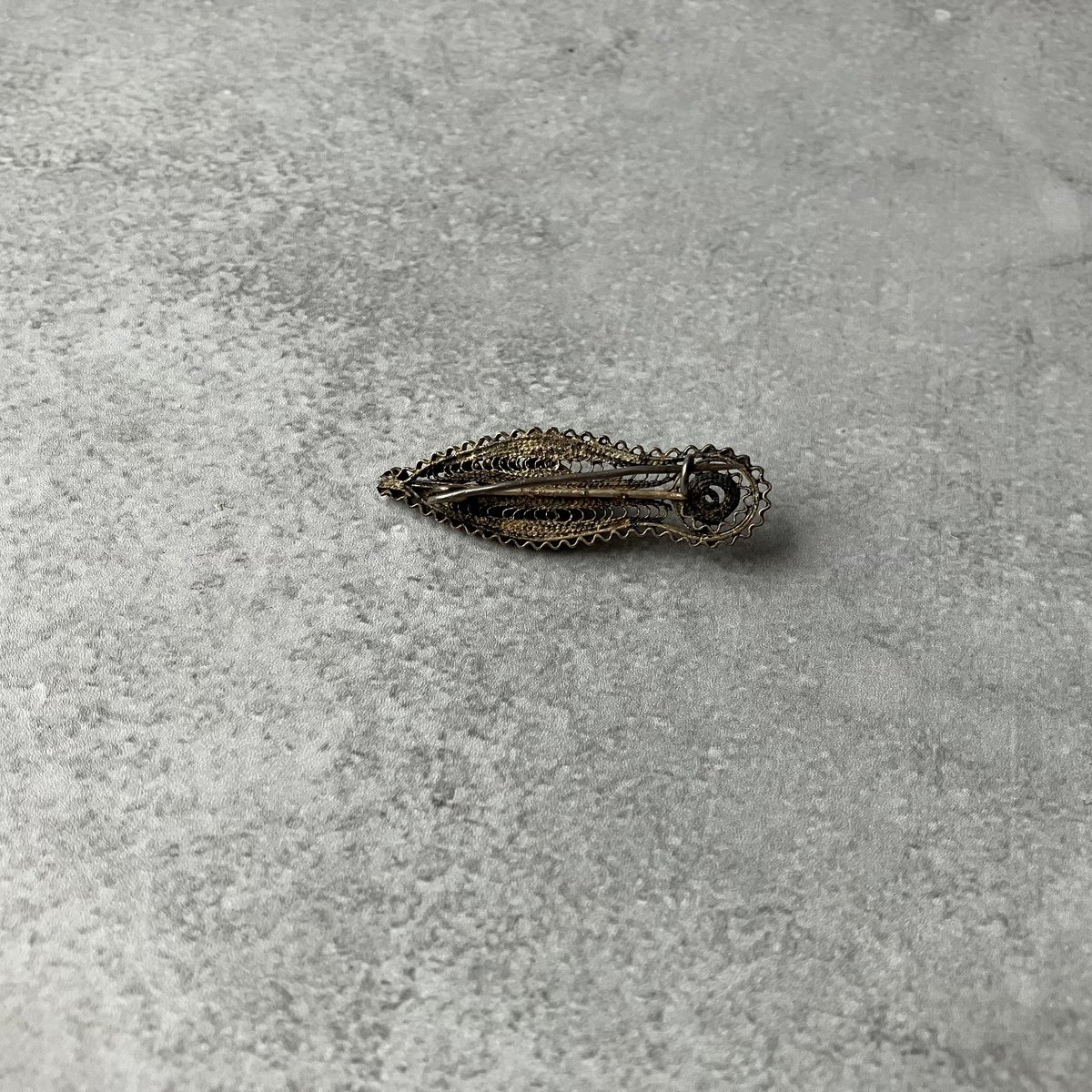 099 ヴィンテージ Filigree Slipper Brooch（フィリグリー