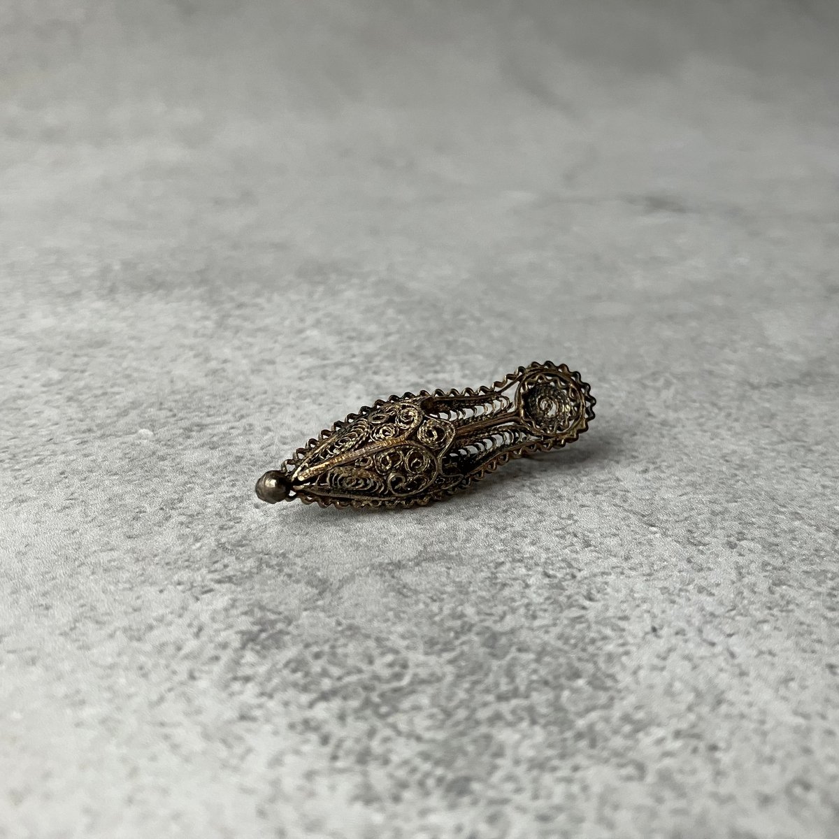 ヴィンテージ フィリグリー ブローチ 099 ヴィンテージ Filigree Slipper Brooch（フィリグリー