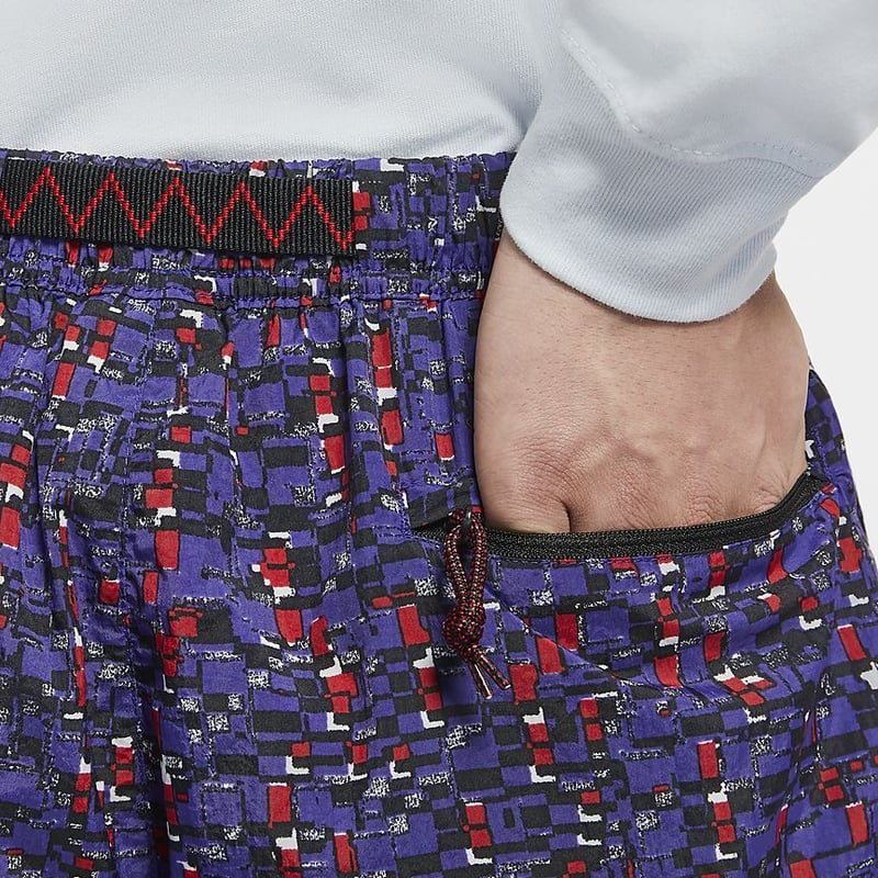 NIKE ACG PRINTED WOVEN SHORTS (PURPLE) | new to