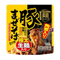 【レンジ2分30秒の本格麺】麺が入った麺QUICK　にんにく・背脂・マシマシ　極太生麺入り　角煮入り豚まぜそば　1人前