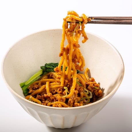 【TST007】【レンジ2分30秒の本格麺】麺が入った麺QUICK　甜麺醤と練りごまのコク旨仕上げ　極太生麺入り　肉味噌風具材入り汁なし担々麺　1人前