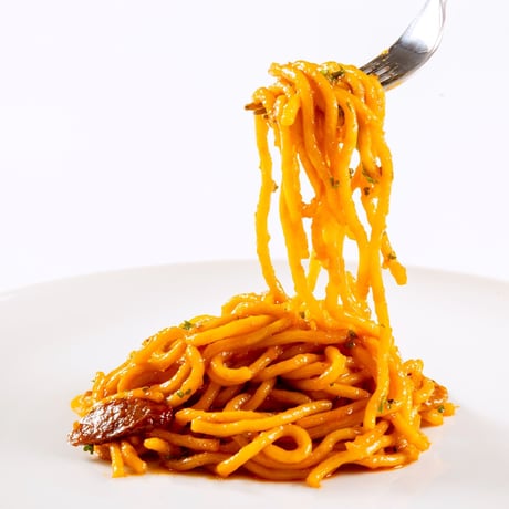 【TSP027】【レンジ2分30秒の本格麺】麺が入った麺QUICK　ソーセージ入り本格濃厚　ナポリタンパスタ　1人前