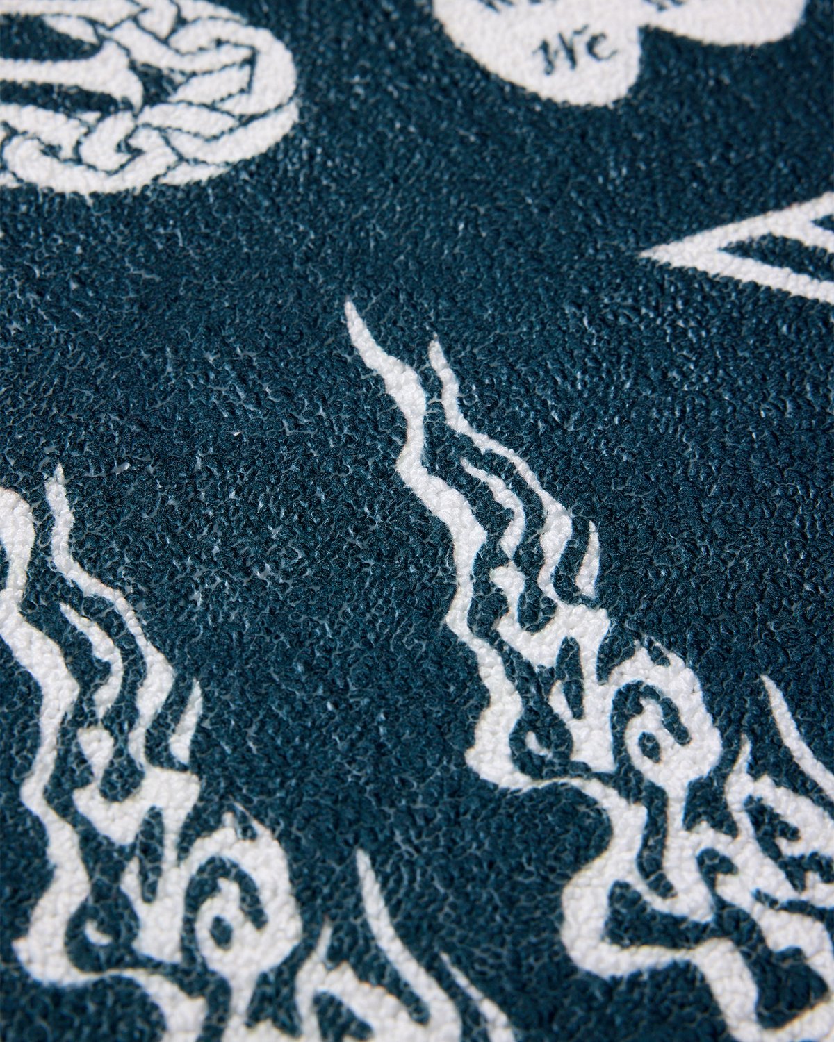 Evisen Skateboards | エビセンスケートボード | HIGHKARA RUG
