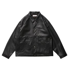 EVISENからフェイクレザーアイテムや重量アウターはリリース