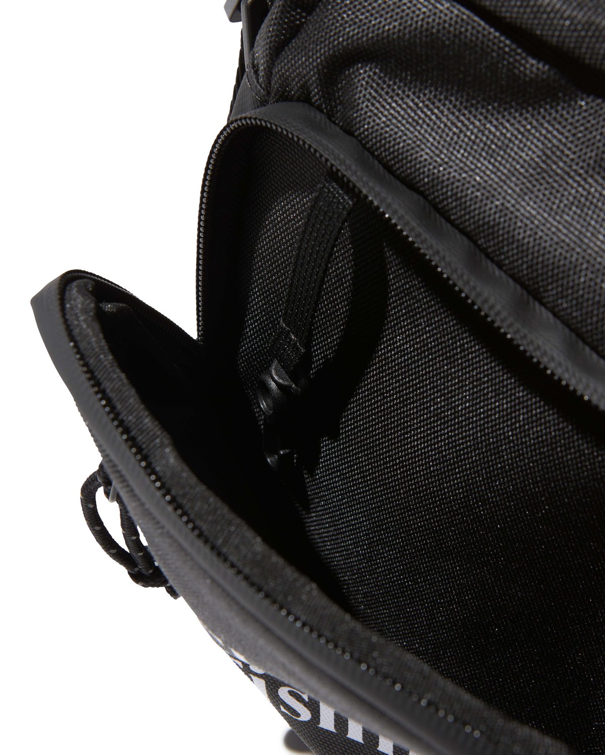 【限定値下げ！】Chaos Fishing Club フィッシングベスト L 黒 Amazon | CHAOS FISHING CLUB BACKPACK カオスフィッシング