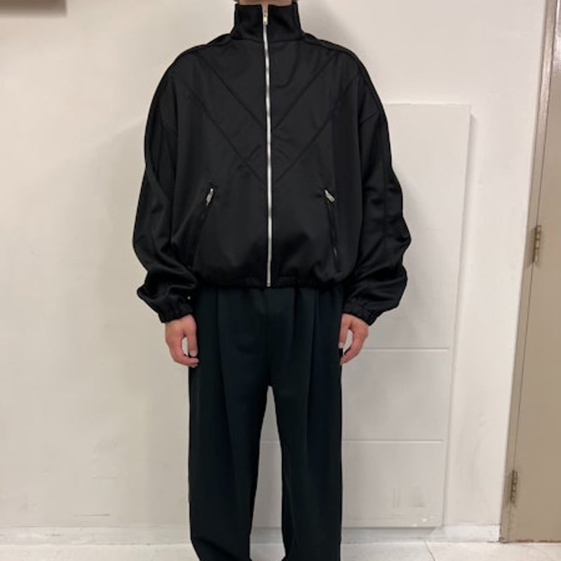 Tina　インカバケット黒　S Tina インカバケット黒 S INTODUSK | イントゥーダスク | BOMBER