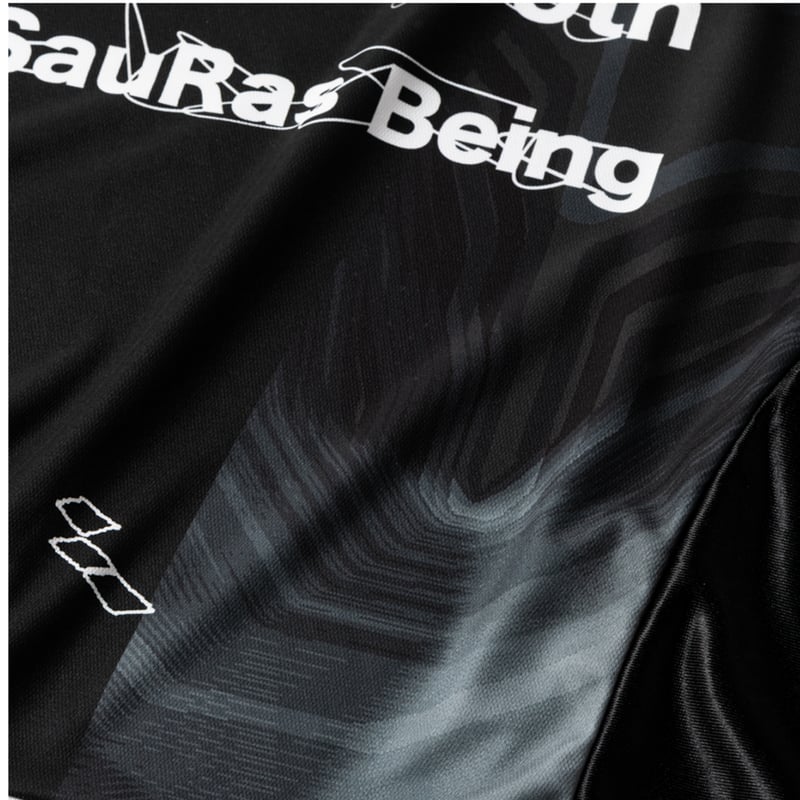 トップス TIGHTBOOTHxSauRas Being SOCCER JERSEY TIGHTBOOTHxSauRas Being SOCCER JERSEY