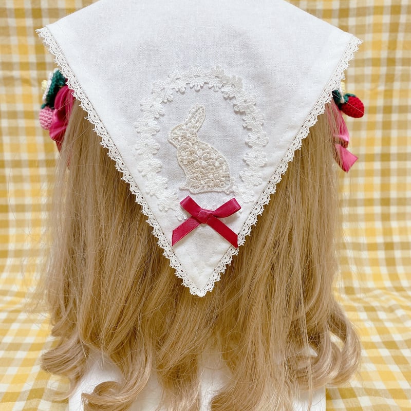 うさ耳付き　アンティークカラーのバラとスミレのバブーシュカ バブーシュカ | Dream Syndrome STORE