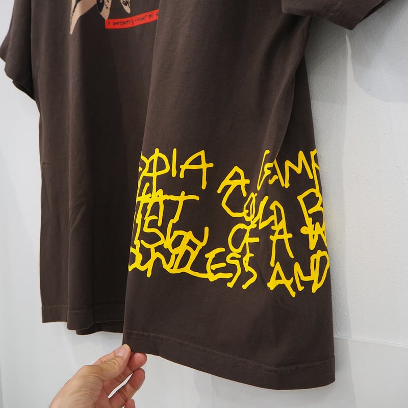 新品 XL トラヴィススコット CACTUS JACK UTOPIA Tシャツ こげ茶 新品 XL トラヴィススコット CACTUS JACK UTOPIA Tシャツ こげ茶