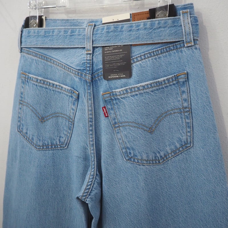 新品 定価14300円 リーバイス 1タック バギー ジーンズ ライト 新品 定価14300円 リーバイス 1タック バギー ジーンズ ライト