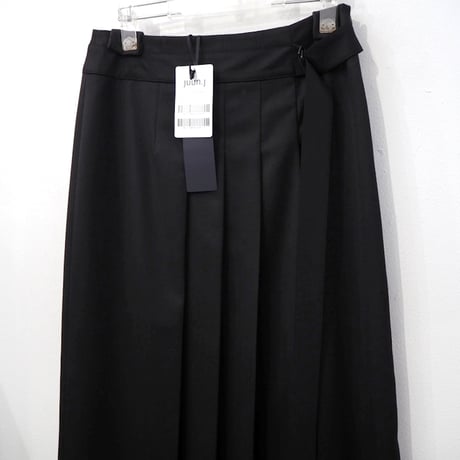 新品 定価68200円 ジュンジー ロング プリーツ スカート 黒 ブラック