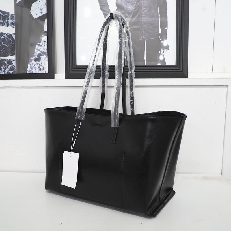 新品 定価52800円 ビアズリー リヴェタート 25ss レザー 大容量 トート