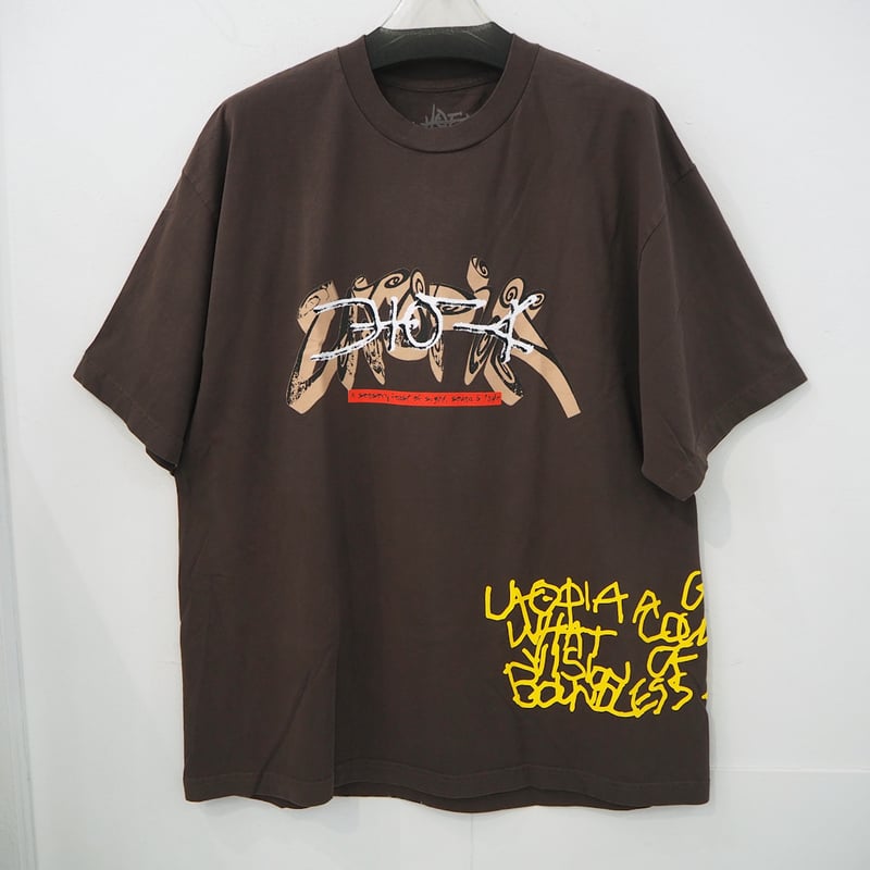 新品 XL トラヴィススコット CACTUS JACK UTOPIA Tシャツ こげ茶 新品 XL トラヴィススコット CACTUS JACK UTOPIA Tシャツ こげ茶