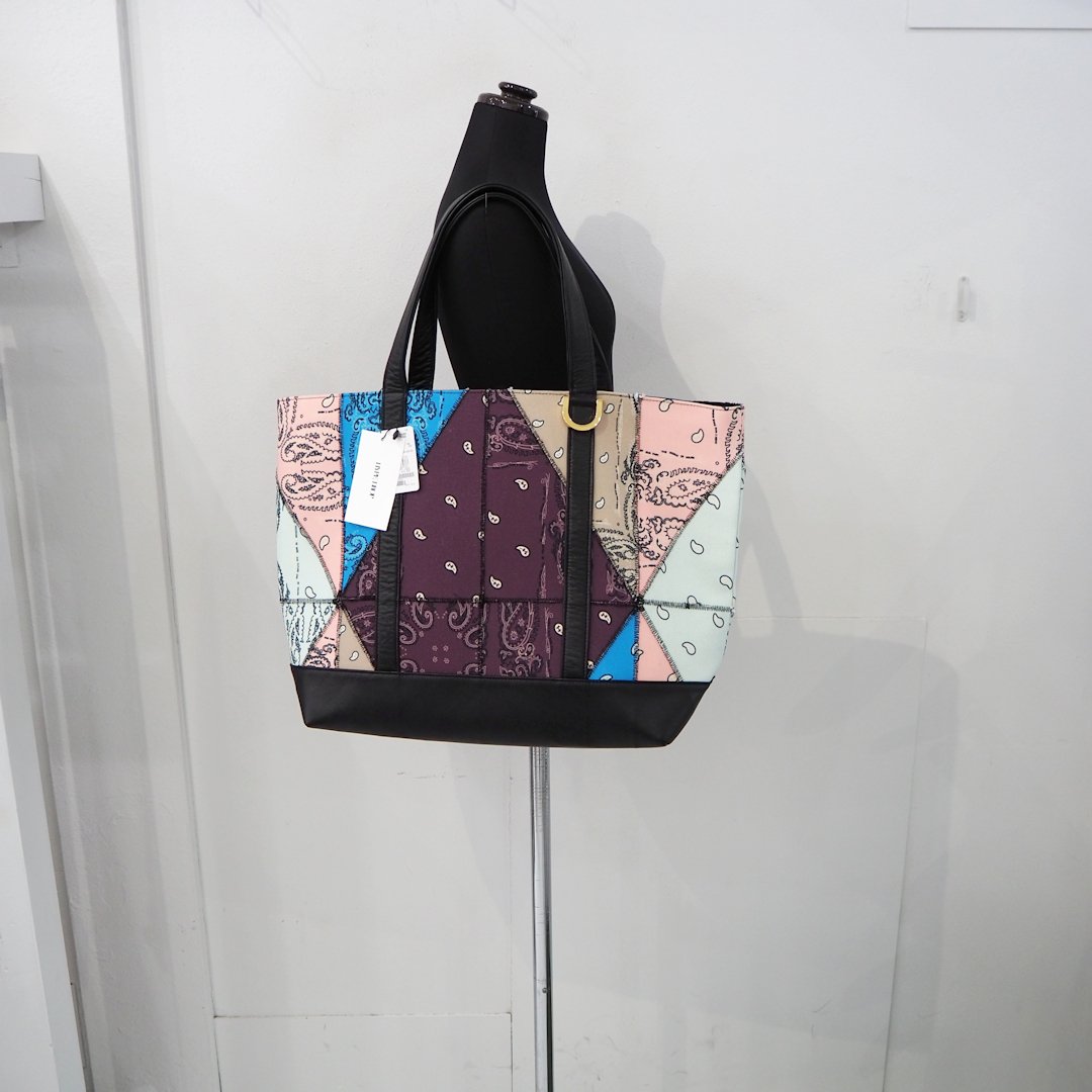 新品 定価77000円 ザワールドイズユアーズ ジオメトリック ペイズリー  