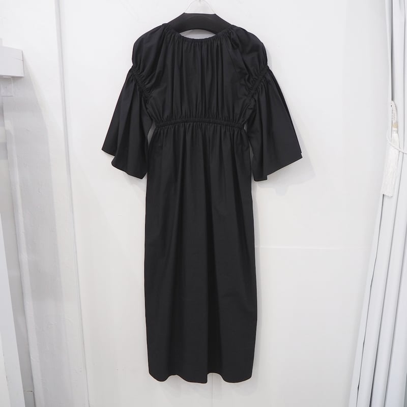 新品 定価29700円 ウィムガゼット 春夏 ギャザー ワンピース 黒