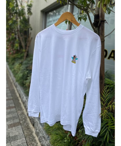 シンプルなミニピンロンT
