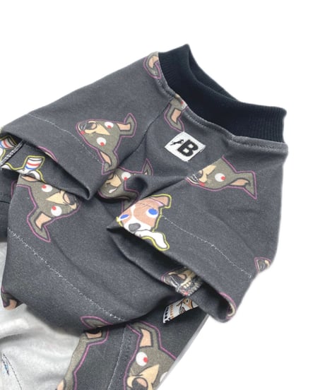 変なイタグレさんTシャツ【Dark gray】