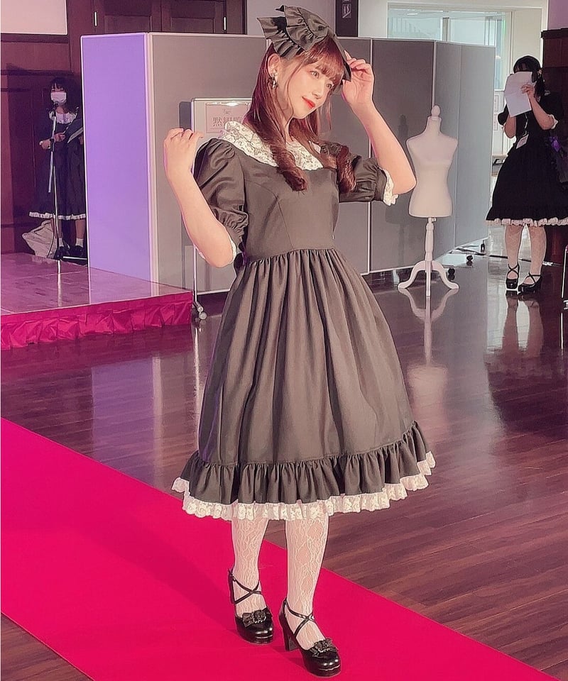 深澤翠ちゃん着用モデル 深緑色半袖ワンピース | 尾州ロリィタ