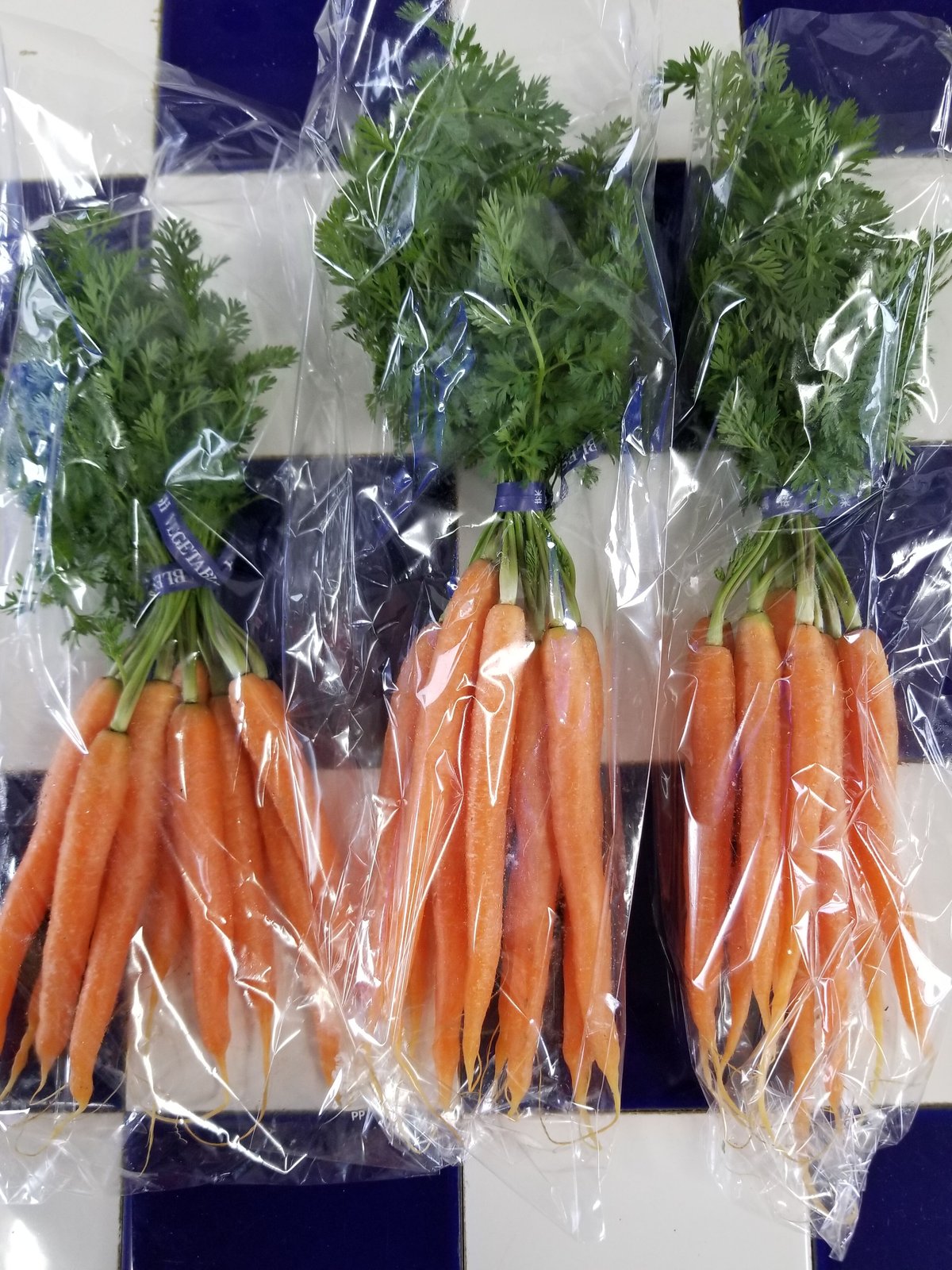 久保田農園【ベビ－キャロット】1束/10本セット | おやさい＆フル－ツ