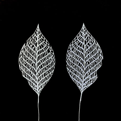 サクラの葉脈の切り絵 _ワイヤー付き