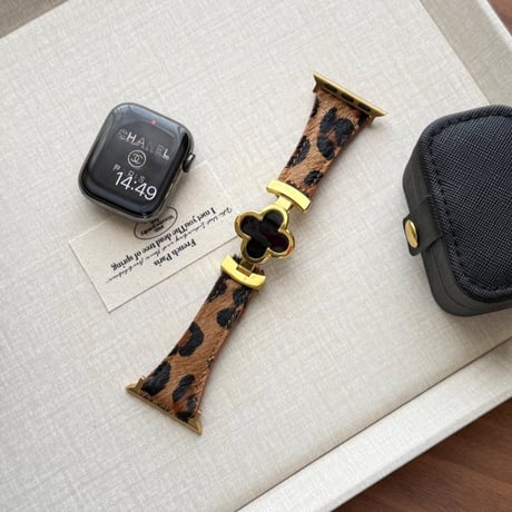 【N752】アップル ウォッチ シリーズ 11 バンド ヒョウ 柄 マグネット apple watch バンド レディース